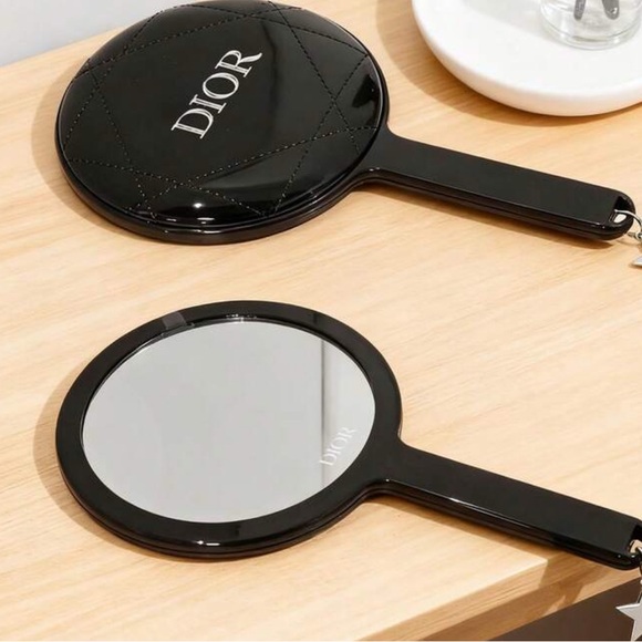 Dior Glossy Black Handheld Mirror ships in beautiful velvet case amazing piece - Picture 3 of 3